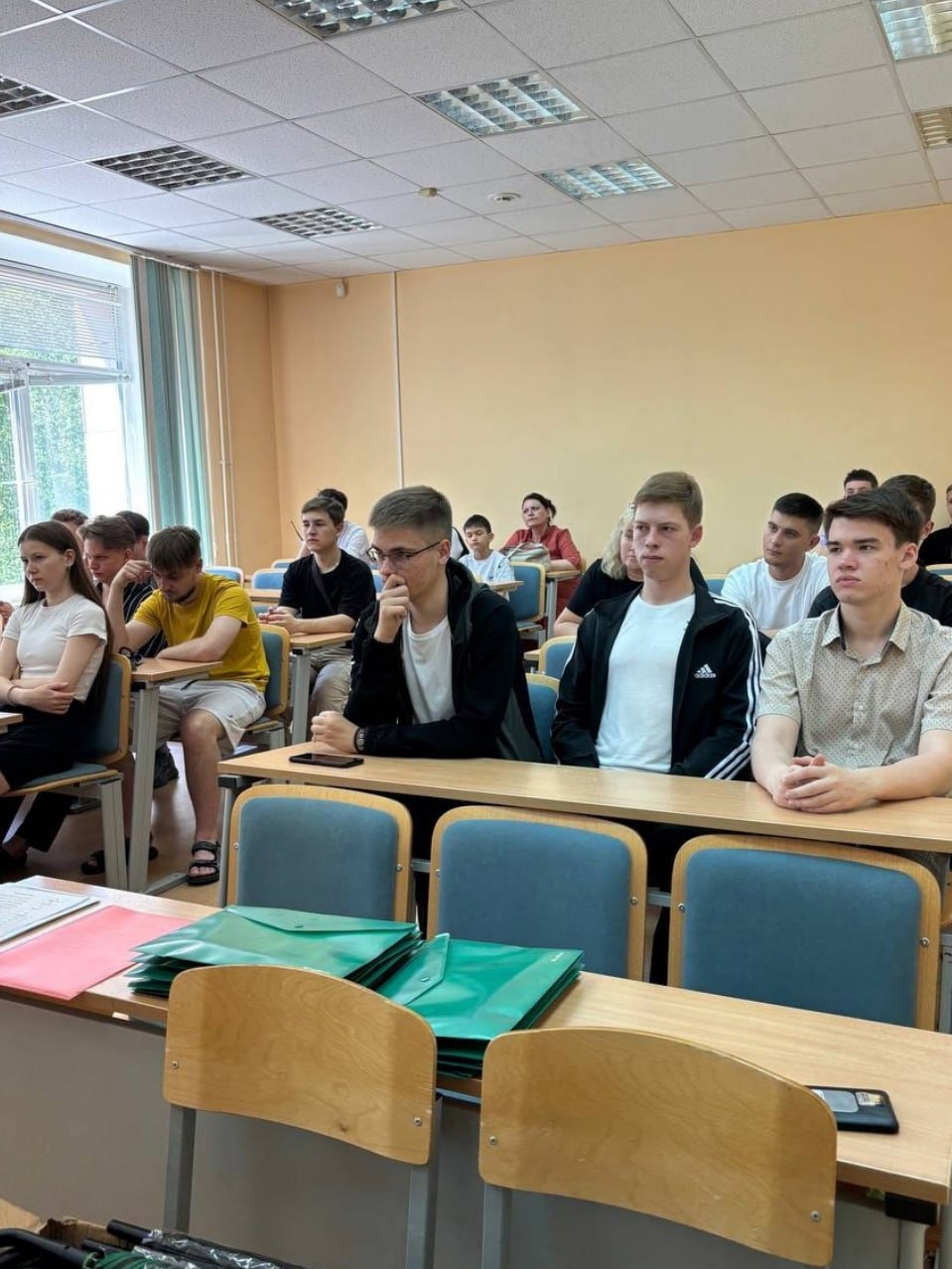 В БрГУ прошло торжественное вручение сертификатов выпускникам энергоклассае