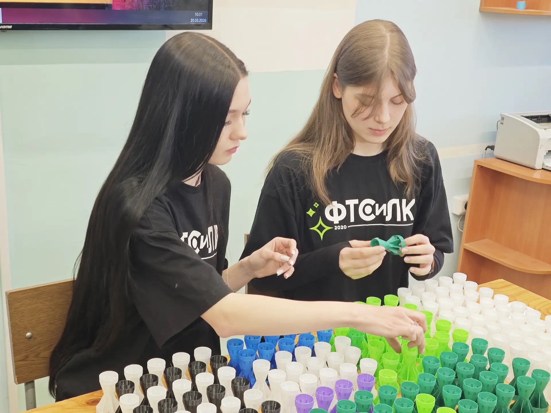 Студенты БрГУ поддерживают бойцов СВО: производство комплектующих для дронов